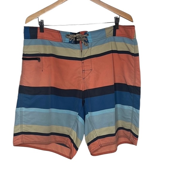 Patagonia Wavefarer Orange Blue Striped Board Shorts Men Size 38 BLEMISH - Picture 1 of 8